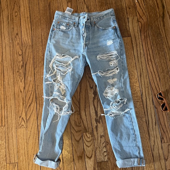 EUC Levi premium 501s - Picture 2 of 3